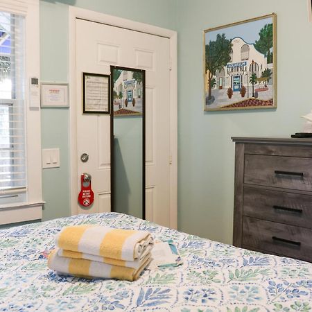 Caribbean House Hotel Key West Buitenkant foto