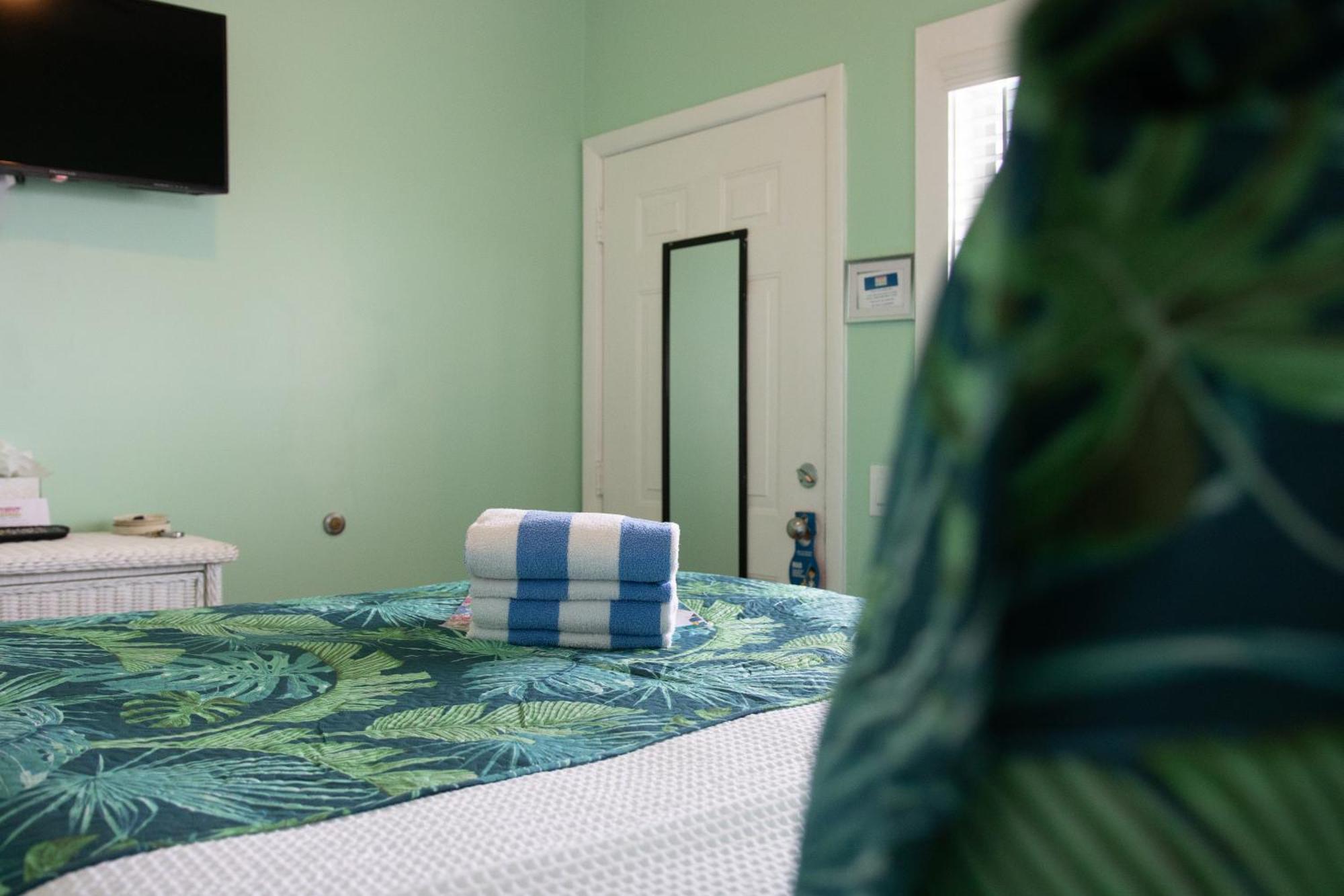 Caribbean House Hotel Key West Buitenkant foto